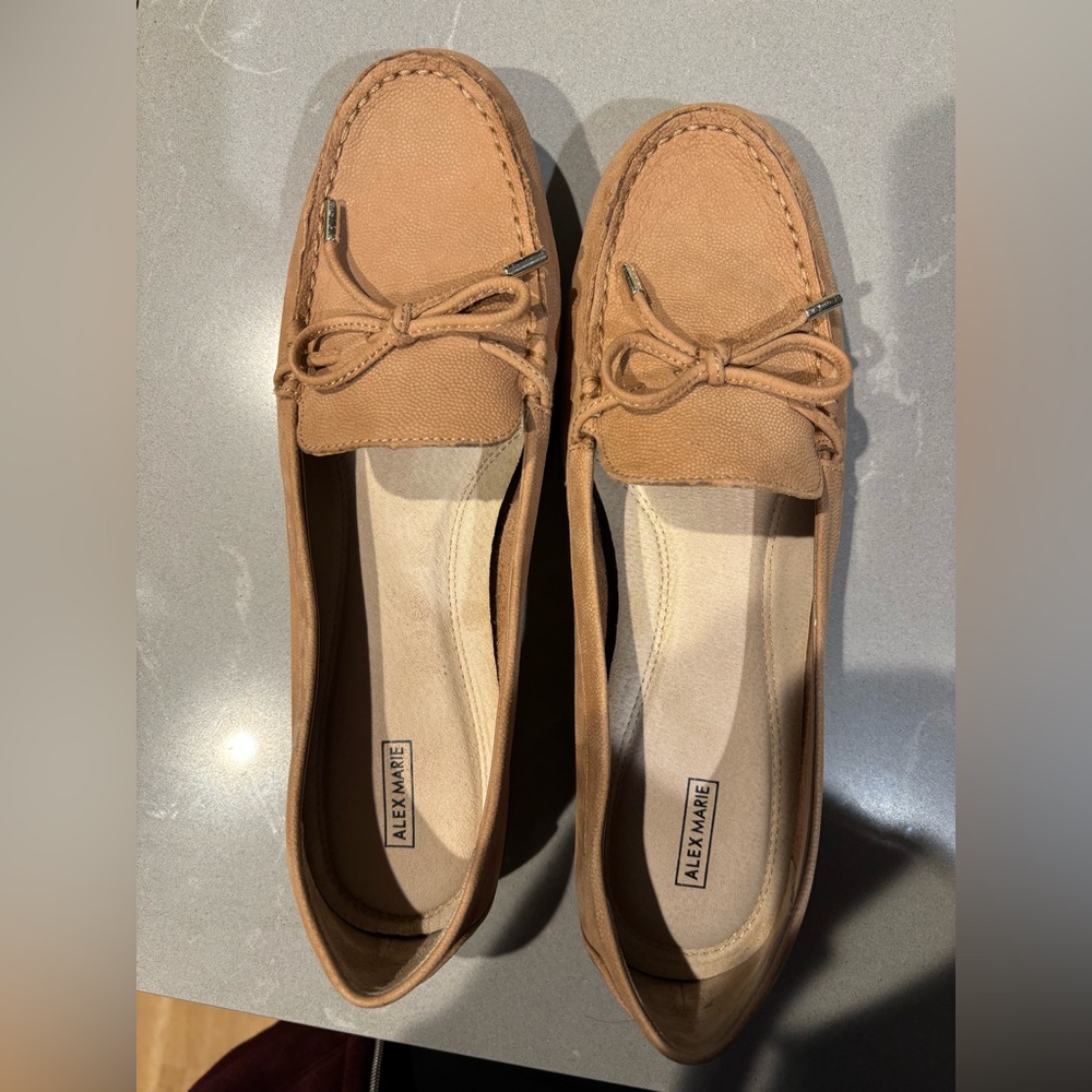 Alex Marie Size 9.5 loafers excellent used condition